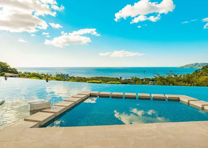 Wyndham Hotel 4*